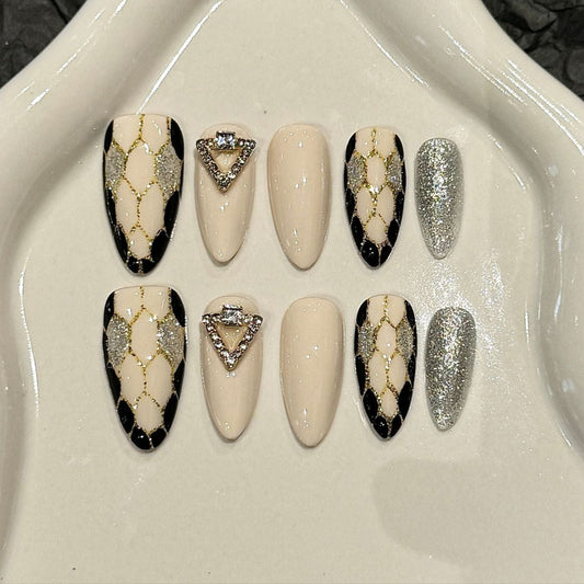 Cream Gold Vein